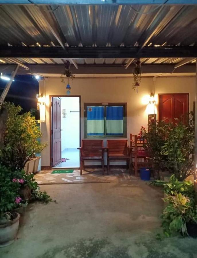 Yaijaew House Apartment Sukhothai Ngoại thất bức ảnh